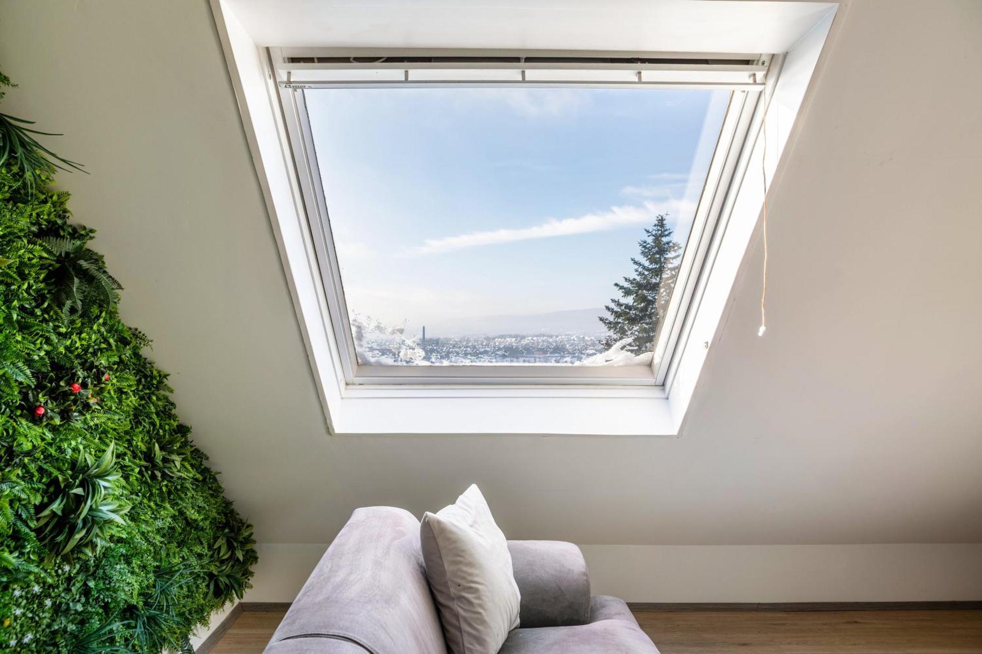 Hue Space Air Kassel Luaran gambar