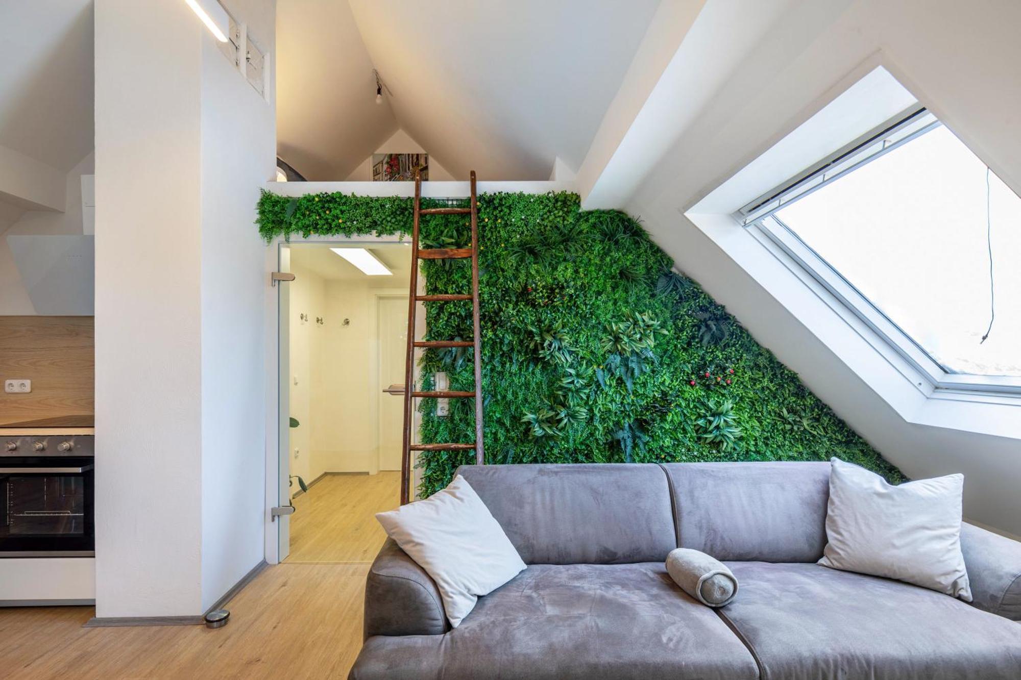 Hue Space Air Kassel Luaran gambar